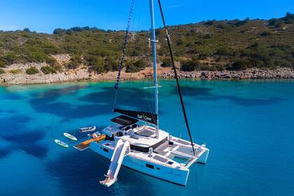 Charter Catamaran Lagoon 450F Agios Nikolaos