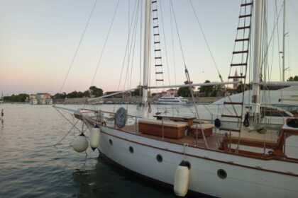 Hire Sailboat Custom San Luca Magno Zadar