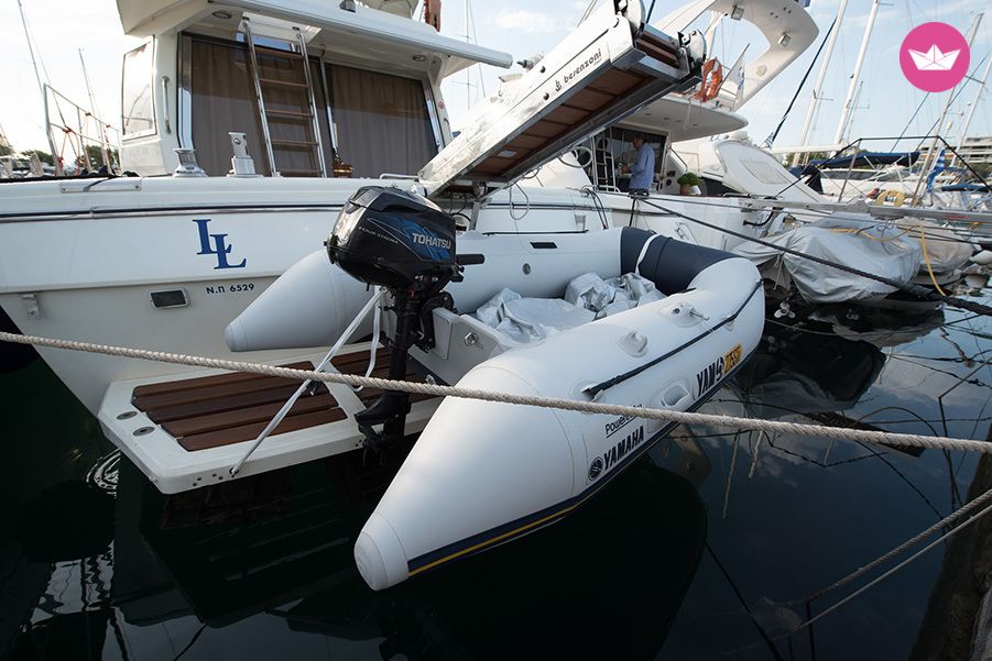 Westerley Whitewater Wolfe 46 in Athens for hire