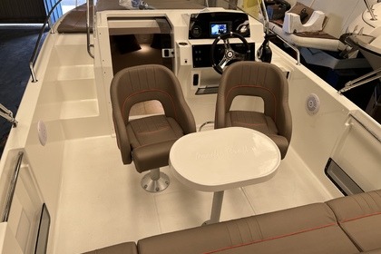 Pacific Craft 630 Sun Cruiser