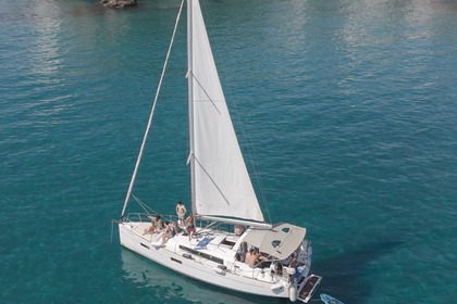 Beneteau Oceanis 38