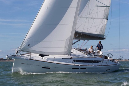 Rental Sailboat Jeanneau Sun Odyssey 419 Laurium