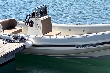 With or without a skipper