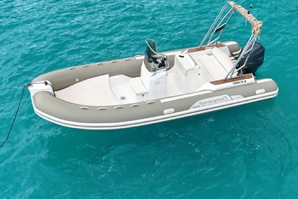 Hire RIB Capelli Tempest 626 Limited Saint-Florent