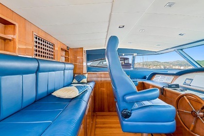 Motorboat Gianetti 27m 16 guests Cinque Terre