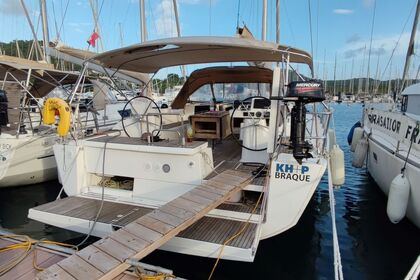 Verhuur Zeilboot DUFOUR 520 GL Luxe - BOTERO Le Marin
