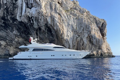 Czarter Jacht luksusowy MOCHI CRAFT 25 Mega Ibiza