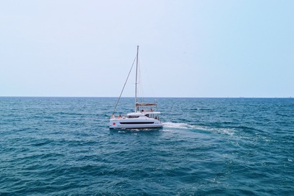 CATAMARAN CHARTER COSTA BRAVA