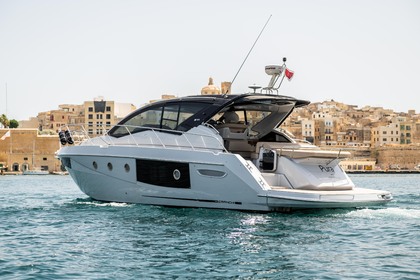 Charter Motor yacht Cranchi M44 Saint Julian's