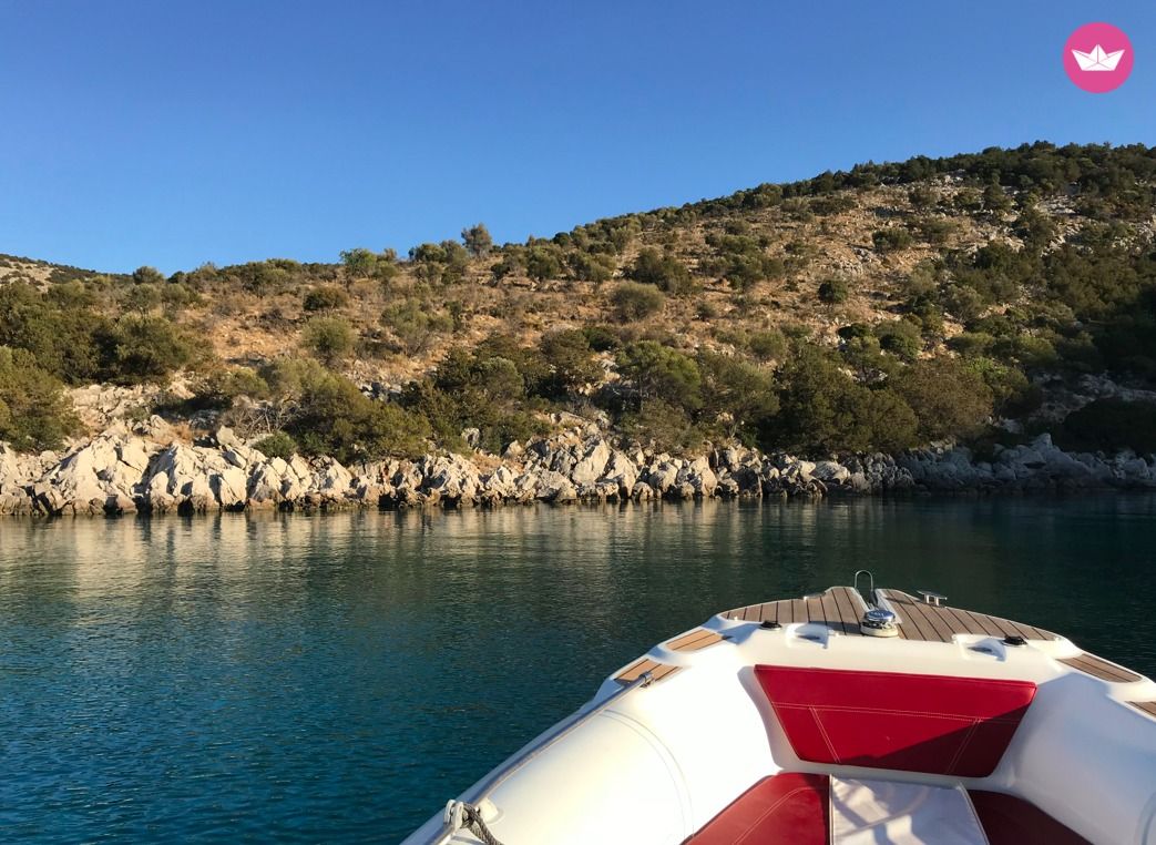 Charter RIB Orizon 780 Athens