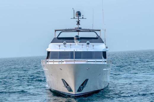 150 ft yacht rental