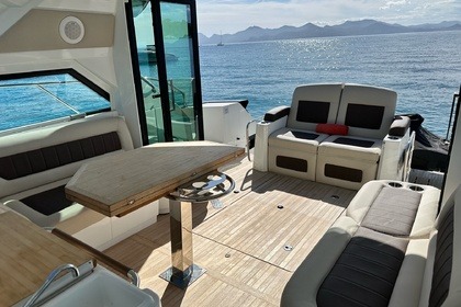 Beautiful Beneteau Gran Tourismo 46