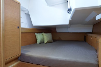 Location Voilier JEANNEAU SUN ODYSSEY 519 Saint-Mandrier-sur-Mer