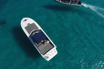 Charter Motorboat ITAMA 38 Porto Rotondo