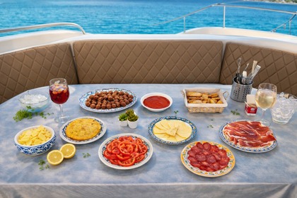 All-Inclusive Catamaran Cruise in Gran Canaria | Up to 50 Guests