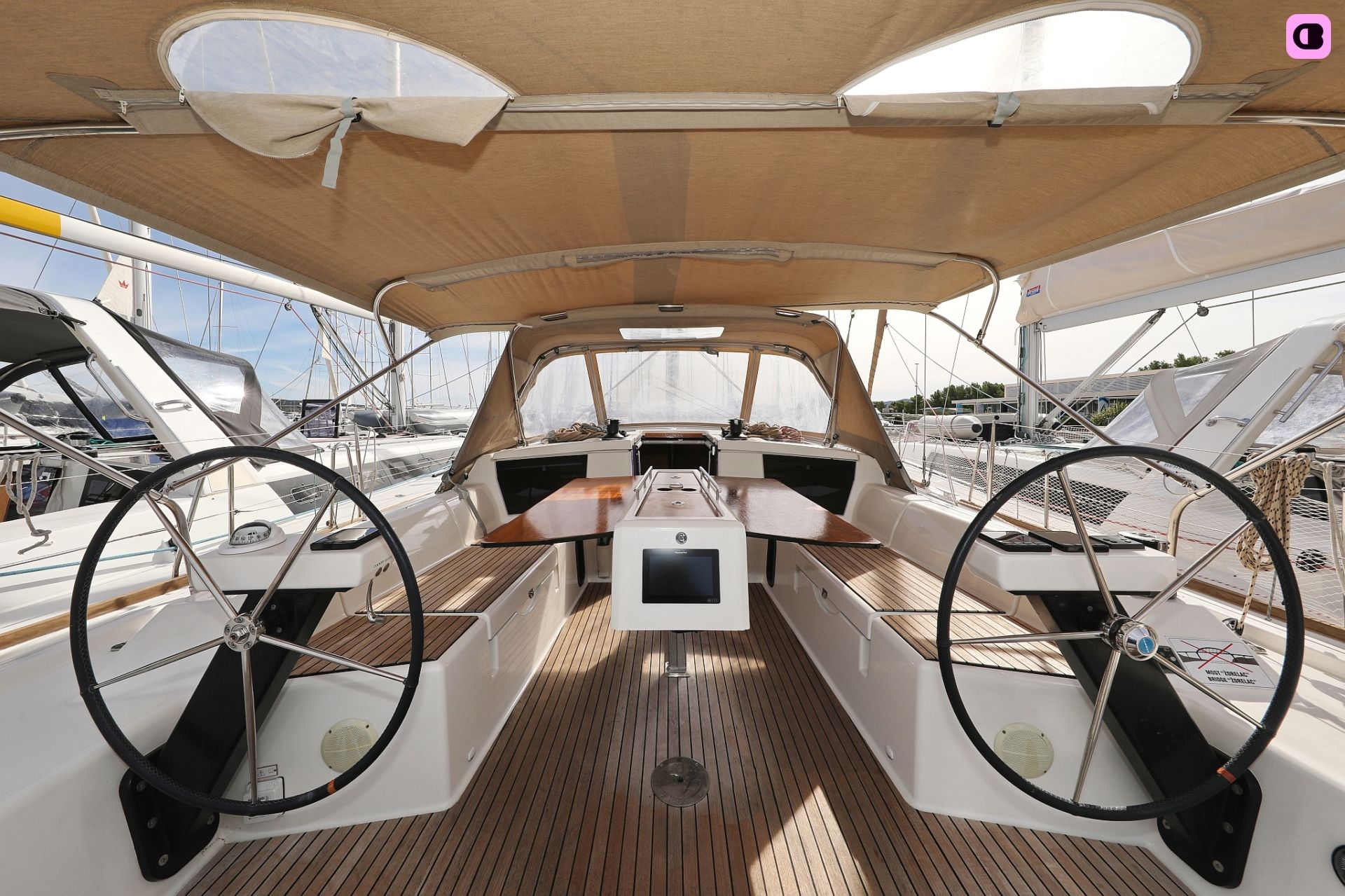 Voilier DUFOUR 430 13.24m 5