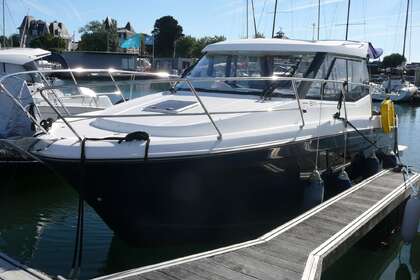 Hyra båt Motorbåt Jeanneau Merry Fisher 855 Larmor-Plage