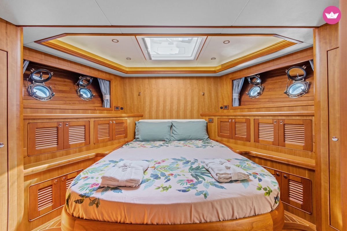 Yacht SELENE Selene 72 6