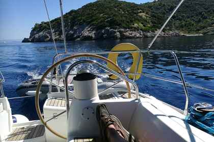 JEANNEAU SUN ODYSSEY 40 Sailing Yacht