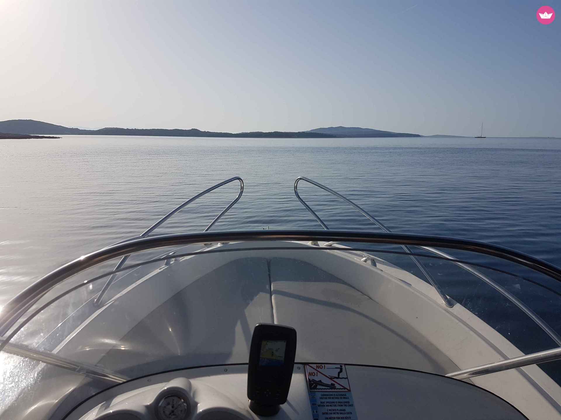 Bateau à moteur Quicksilver Activ 555 Cabin 100cv 8