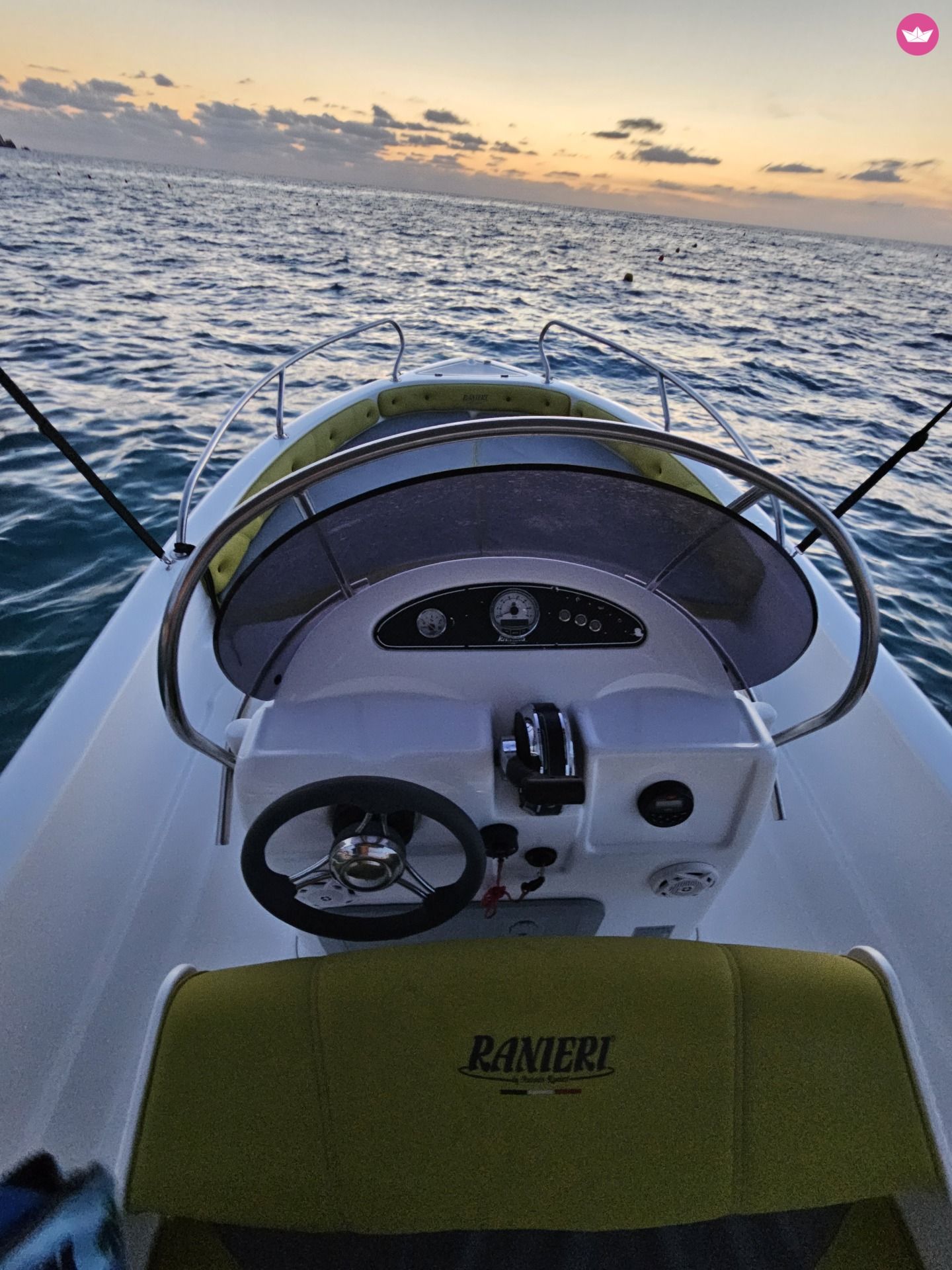 Bateau sans permis Ranieri Shark 19 40cv 2