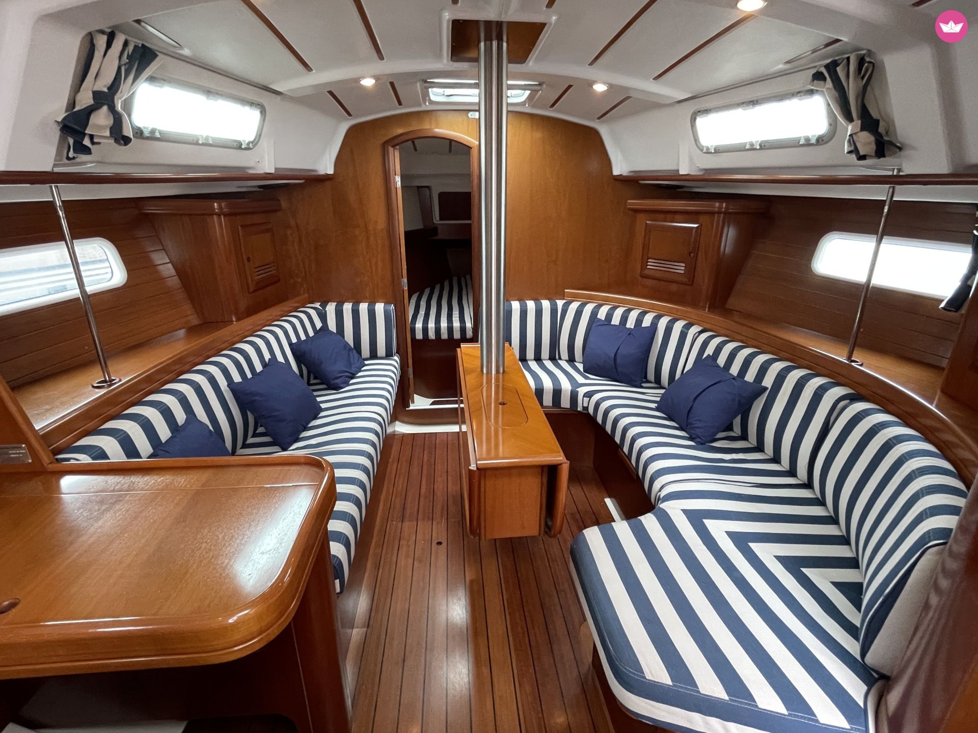 Voilier Beneteau Oceanis Clipper 361 11m 4