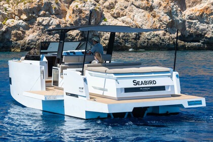 ENJOY QUALITY TIME WITH YOUR LOVED ONES ON THE WATER