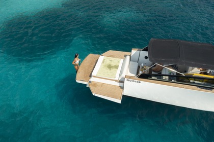 Pelagosa 33: Luxury Speed, Unmatched Comfort & Style