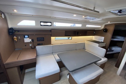 OCEANIS 40.1 (2022) ROZA