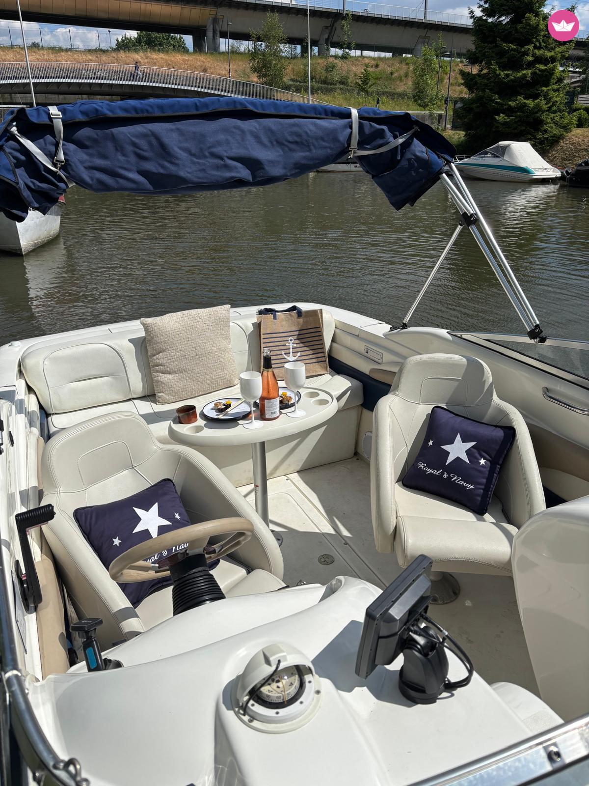 Bateau à moteur Glastron gs229 200cv 2