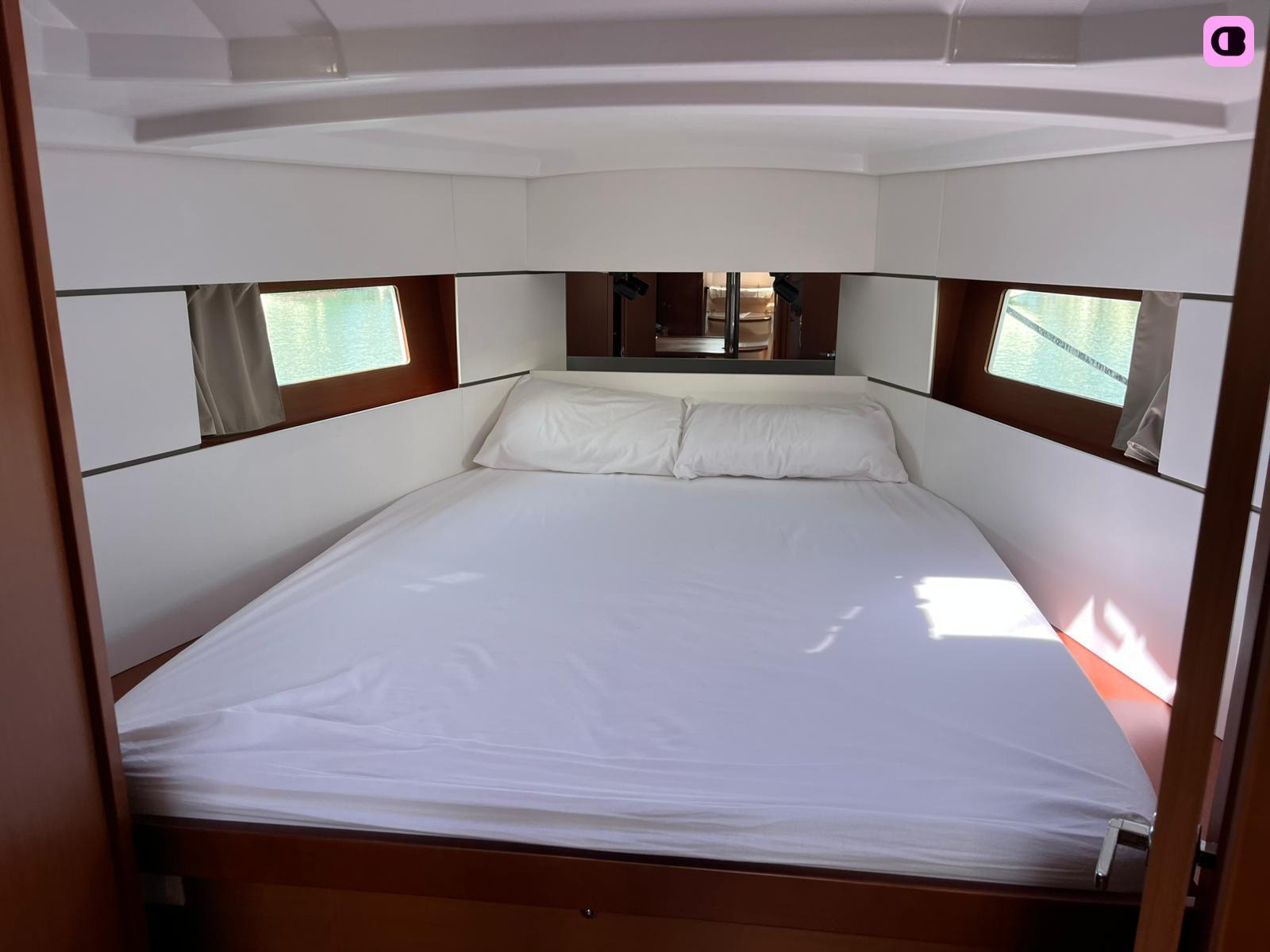 Voilier Beneteau Oceanis 38 11.96m 8