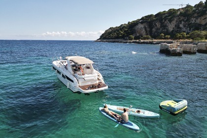 Hire Motor yacht Bavaria Bavaria Sport 400 Nice