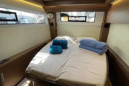 Rental Catamaran Lagoon-Bénéteau Lagoon 50 - 6 + 2 cab. Alimos
