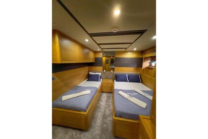 Hyra båt Motorbåt Custom Custom Bodrum