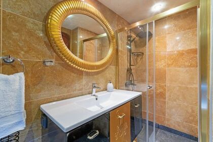 Elegant 42 meter gulet with 7 cabins