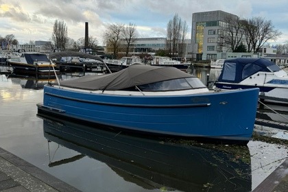 Hire Motorboat Antaris Luxury yacht Seventy7 Rotterdam