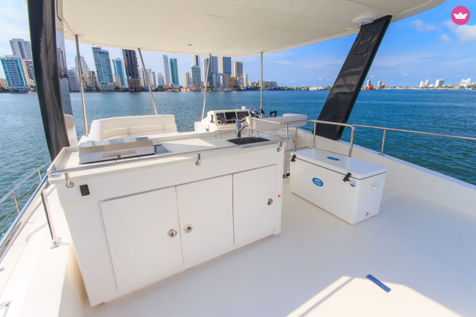 Catamaran Leopard 43 PC 14m 3