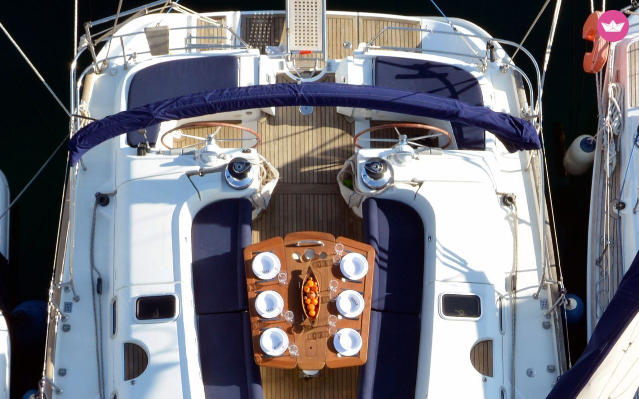 Voilier Beneteau Oceanis 523 Clipper 16.2m 5