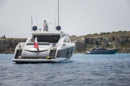 Sunseeker 82 Predator - Light Blue
