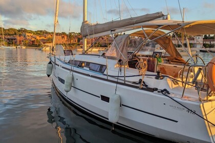 Rental Sailboat Dufour 412GL Hyères