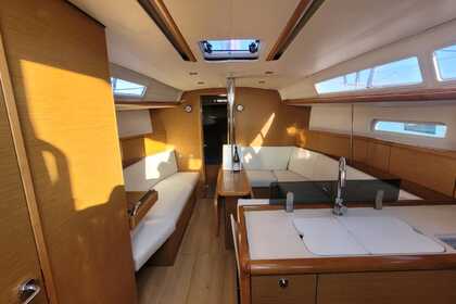 Location Voilier  Sun Odyssey 379 (DL) Saint-Quay-Portrieux