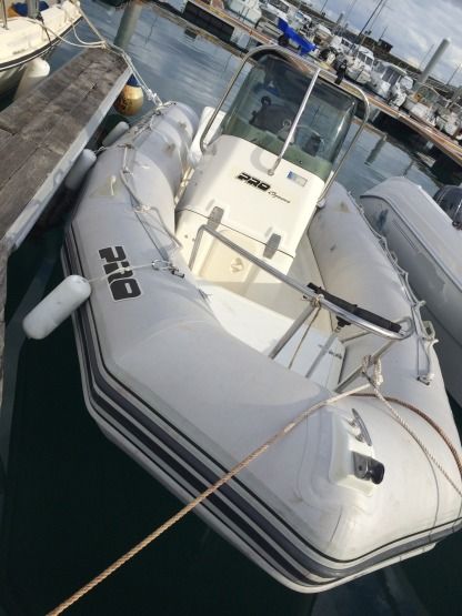 Charter RIB Zodiac Pro Open 550 Saint-Quay-Portrieux
