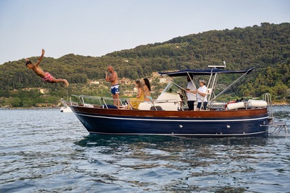 Charter Motorboat Di Luccia Gozzo Sorrentino La Spezia
