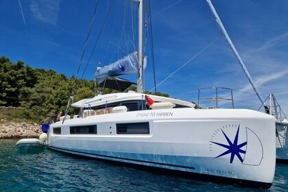 Descubre el lujo y la comodidad a bordo de nuestro LAGOON 50 (2022)