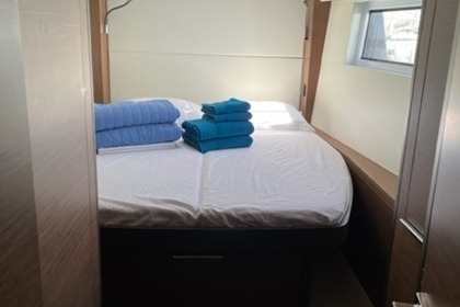 Rental Catamaran Lagoon-Bénéteau Lagoon 50 - 6 + 2 cab. Alimos