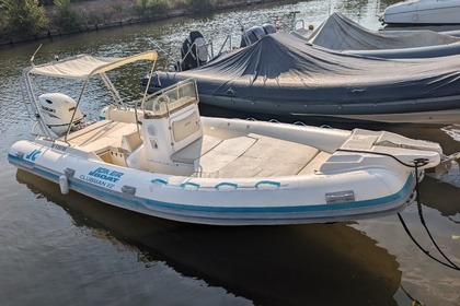 Hyra båt RIB-båt Joker Boat Clubman Hyères