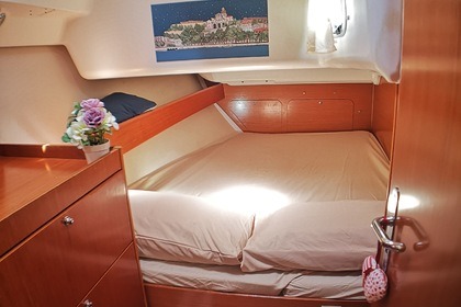 Escursione Una Giornata in Barca a Vela Cagliari - Beneteau Cyclades 39.3