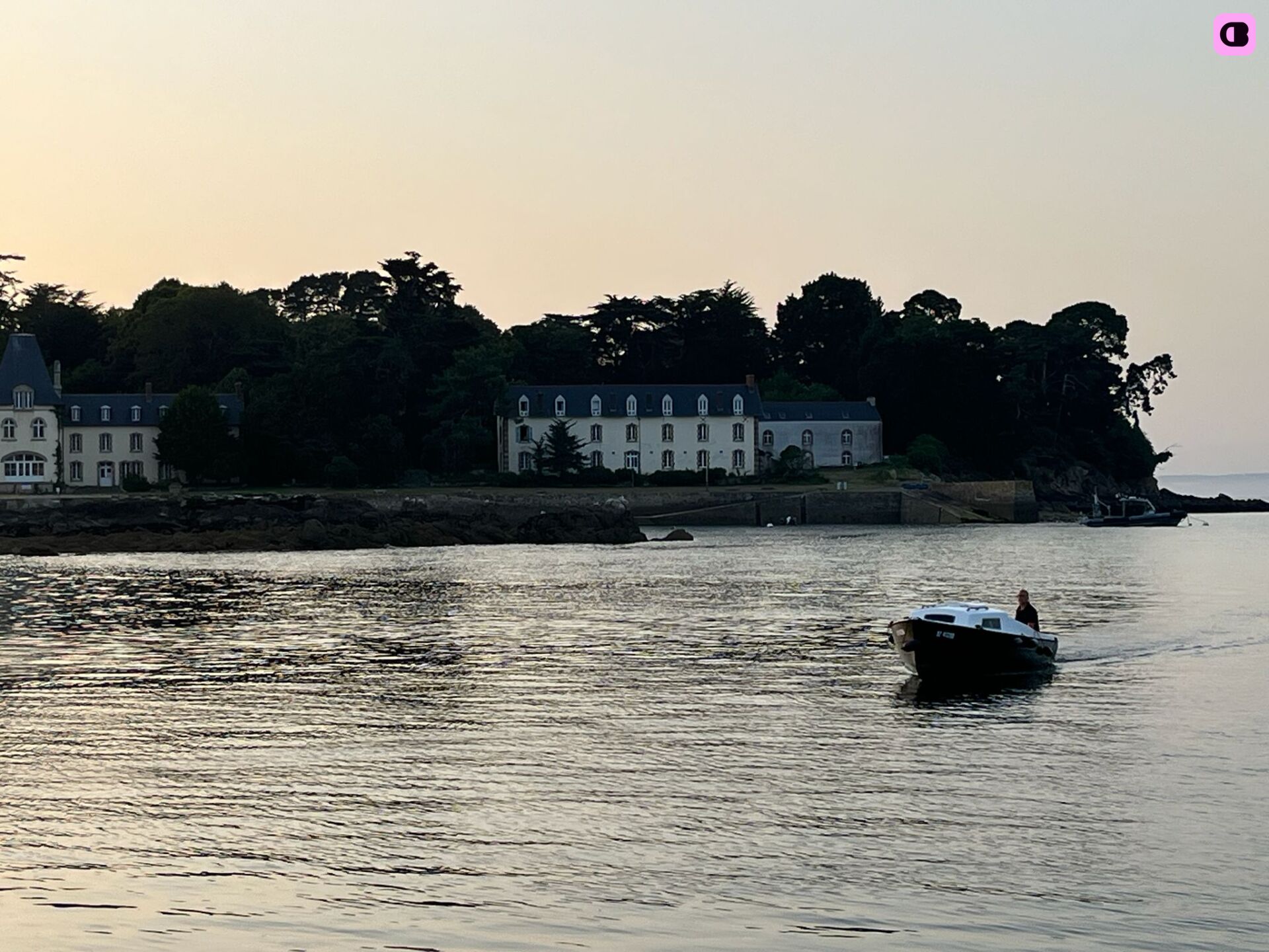 Bateau sans permis  Lanaverre Menhir 6cv 6