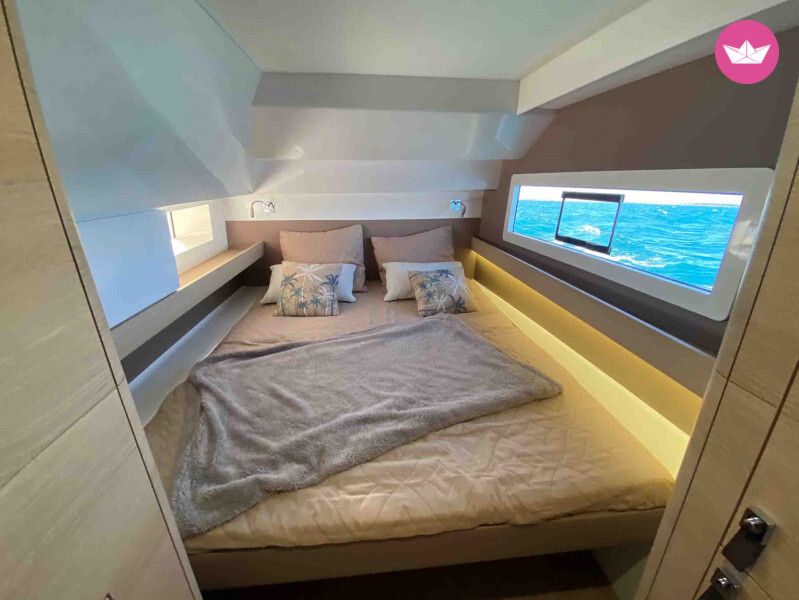 Catamaran Aventura yachts A37 10m 6