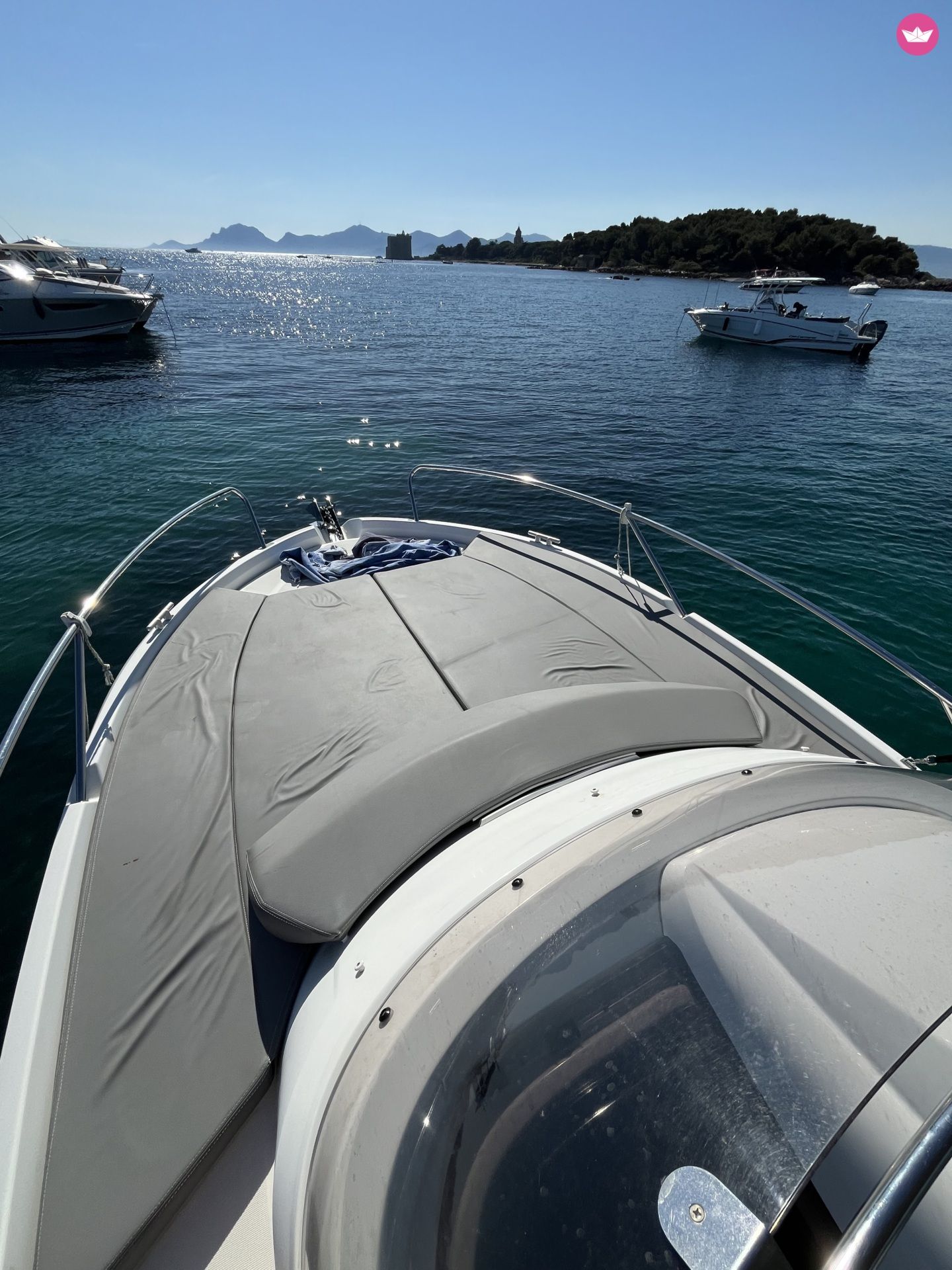 Bateau à moteur BENETEAU flyer 750 sundeck rubis 250cv 4